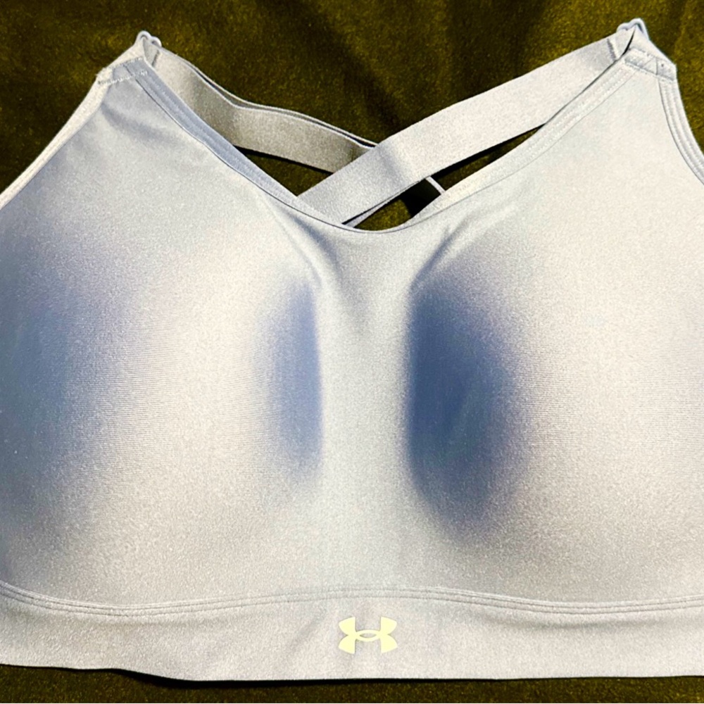 NWOT Under Armour High Support Criss-Cross Sports Bra